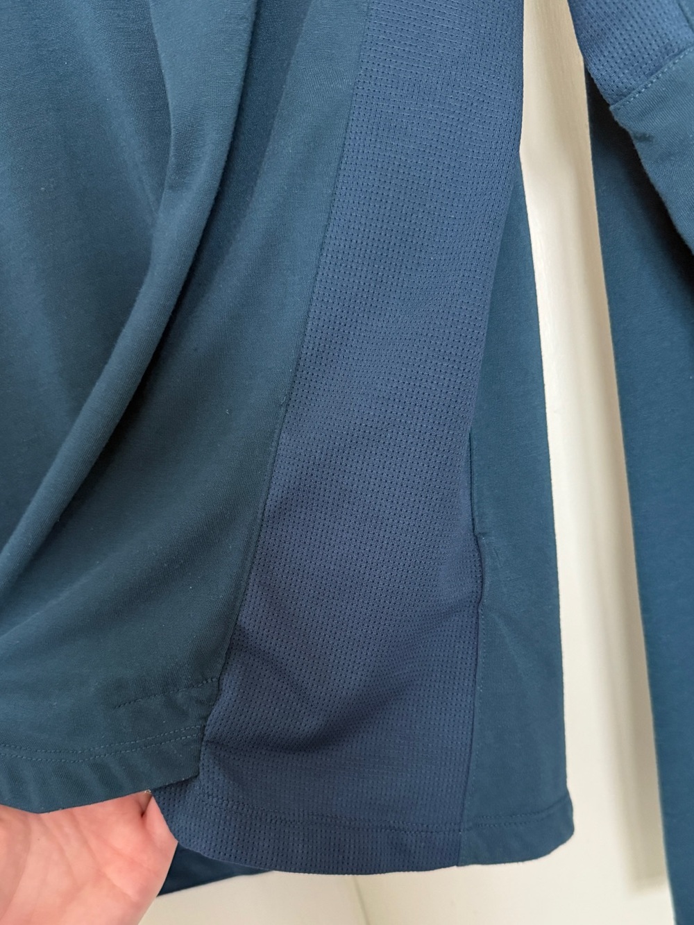 THE NORTH FACE MEN’S LIGHTWEIGHT THREE QUARTER ZIP SIZE L WITH THUMB HOLES - Picture 4 of 11
